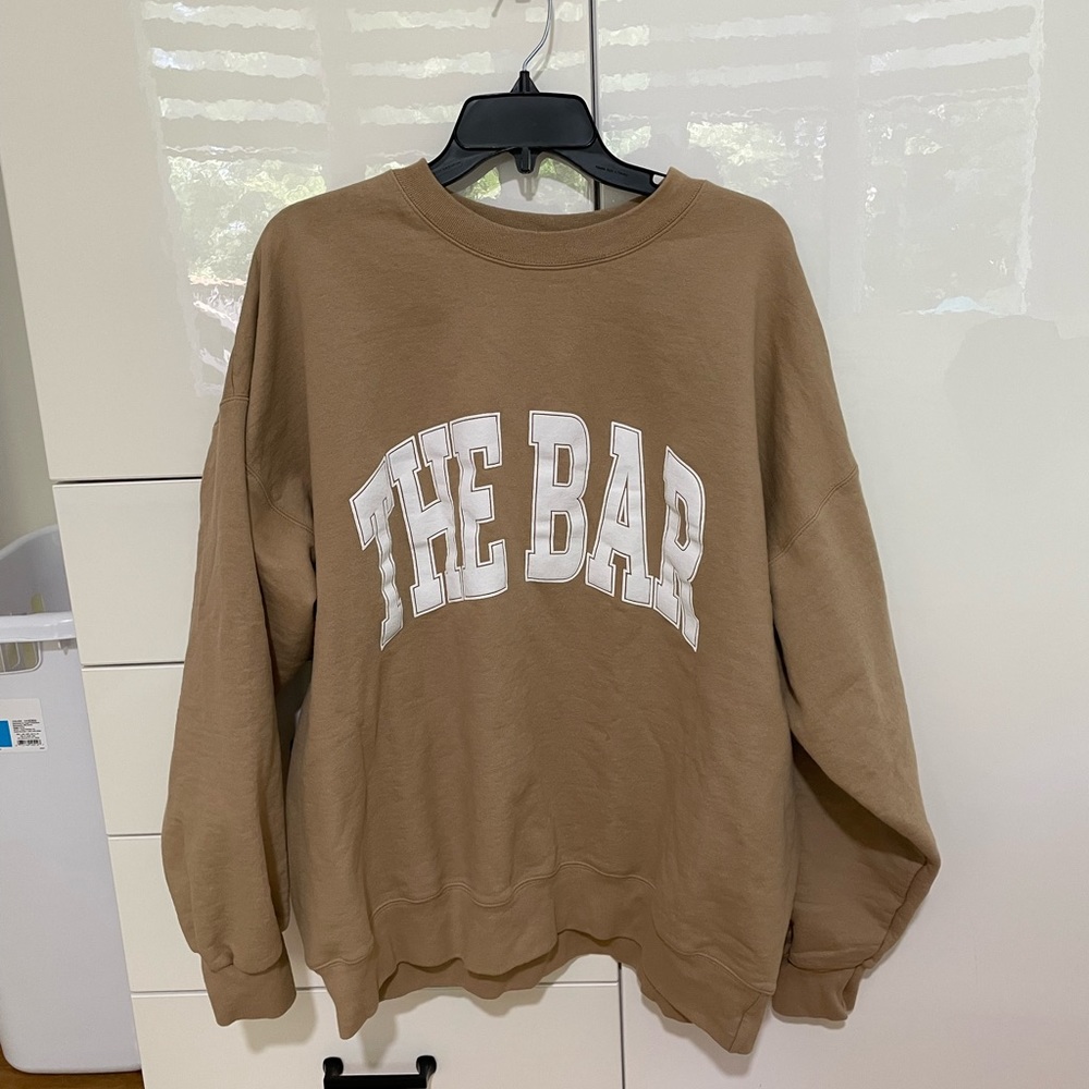 The Bar tan sweatshirt size XL